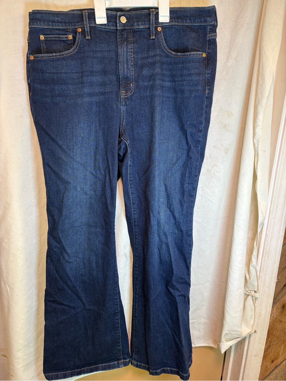 Gap Flare High Rise Jeans Women’s 35/20r Dark Wash
